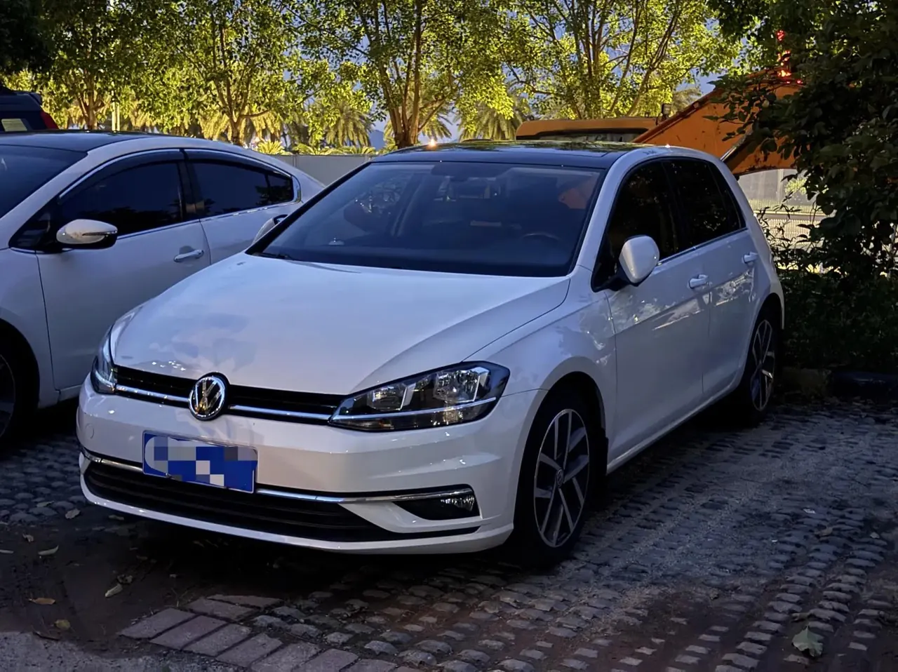 Golf 2020 Model, Affection Edition, 280TSI DSG Comfort Version - View 1