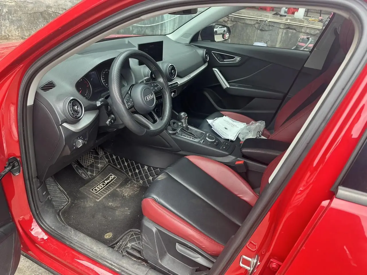 Audi Q2L 2020 35 TFSI Enterprising Dynamic 2