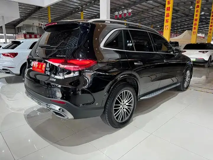 Mercedes Benz GLC 2023 GLC 300 L 4MATIC Dynamic 7-seat 12
