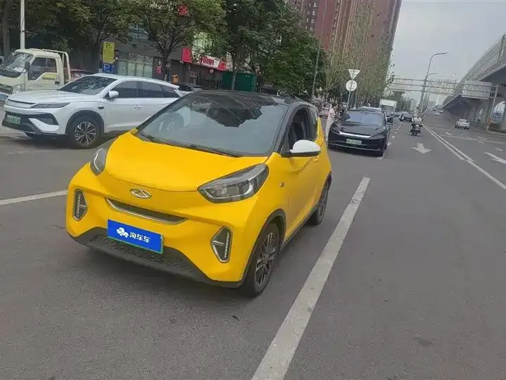 打开图片灯箱:Small Ant 2022 Change Sweet Powder Half Sugar Edition Ternary Lithium 30.6kWh 30kW 301km