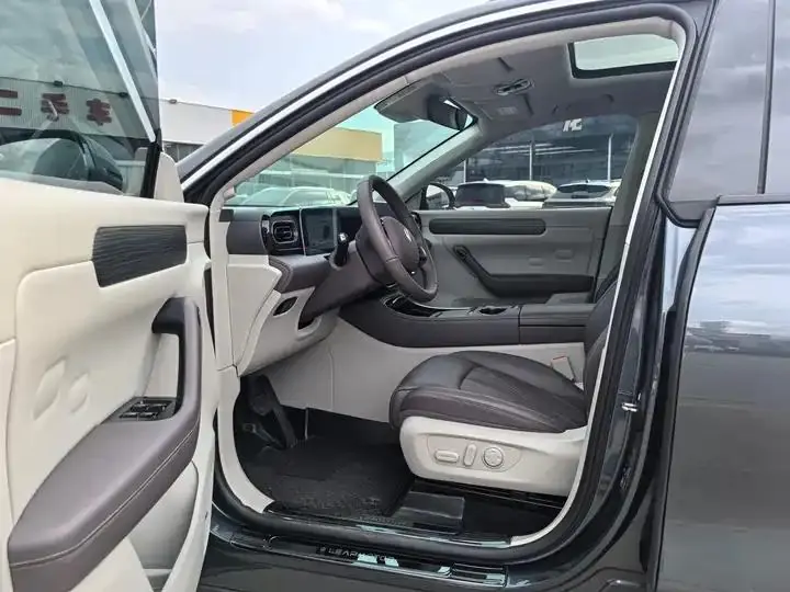 Leapmotor C11 2024 Pure Electric 580 Premium Edition 4
