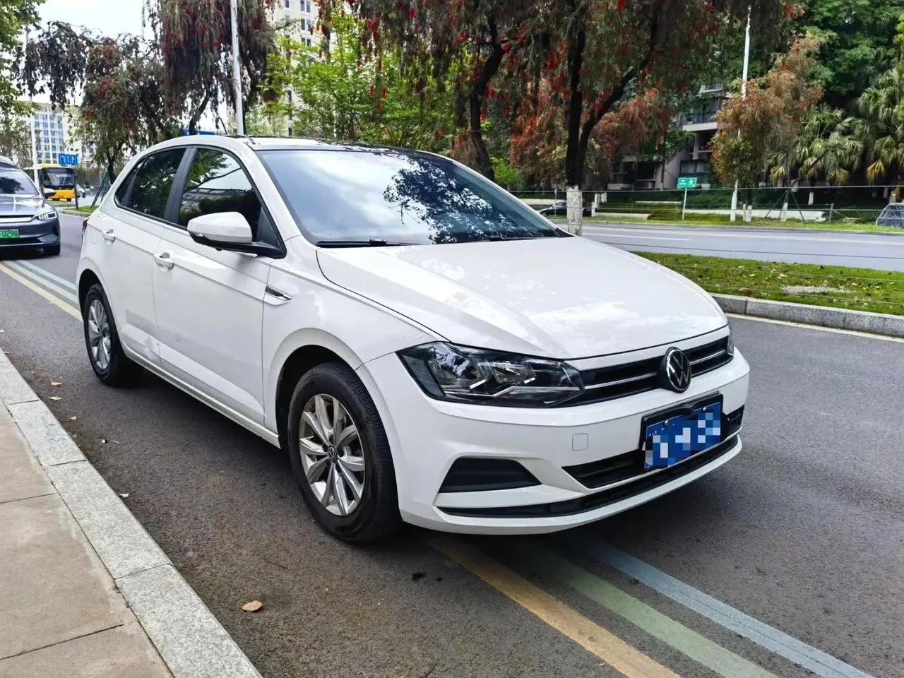 2021 Polo Plus 1.5L Automatic Colorful Technology Edition 3