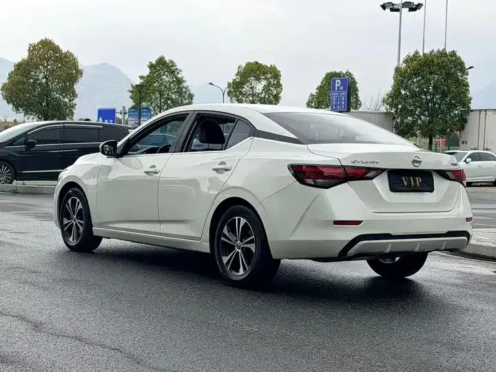 Sylphy 2022 1.6L XL CVT Comfort Edition 6