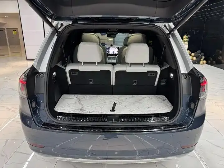 AITO M9 2024 extended range Ultra version 42kWh 6-seat version 12