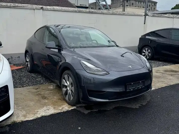 Model Y 2022 rear-wheel drive version 3