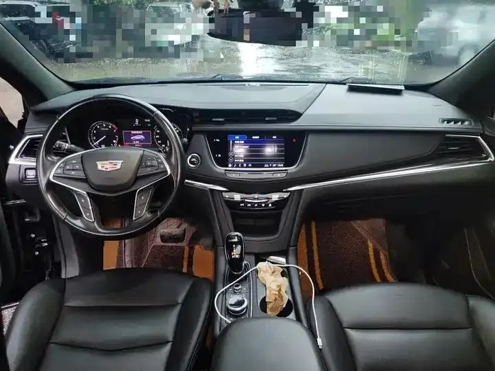 Cadillac XT5 2022 model 2.0T two-wheel-drive luxury version 10