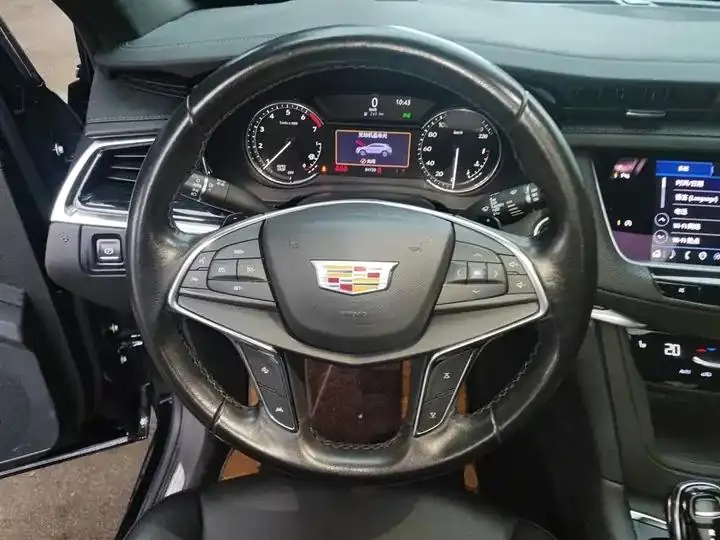 Cadillac XT5 2022 model 2.0T two-wheel-drive luxury version 11