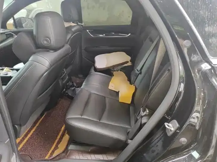 Cadillac XT5 2022 model 2.0T two-wheel-drive luxury version 18