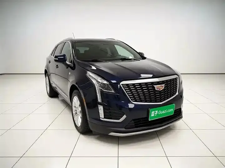Cadillac XT5 2022 model 2.0T two-wheel-drive luxury version 3