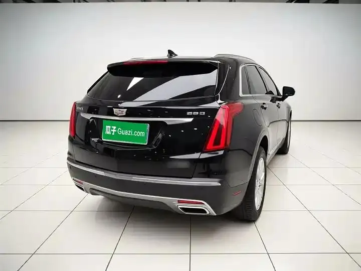 Cadillac XT5 2022 model 2.0T two-wheel-drive luxury version 6