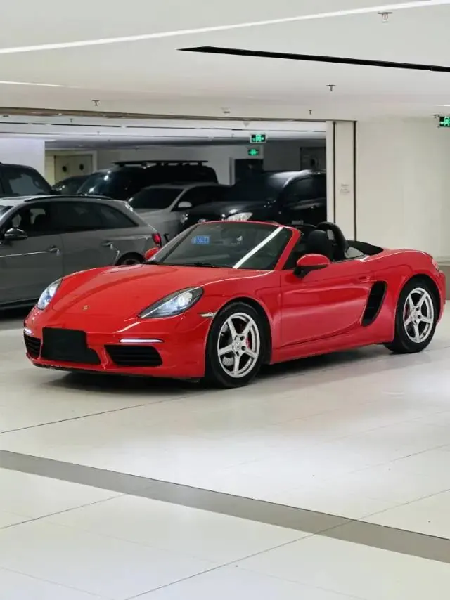 Открыть галерею: Porsche 718 2020 Boxster 2.0T
