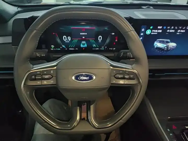 2023 Ruijie L 2.0T EcoBoost Two-Wheel-Drive Seven-Seater Luxury Model 11