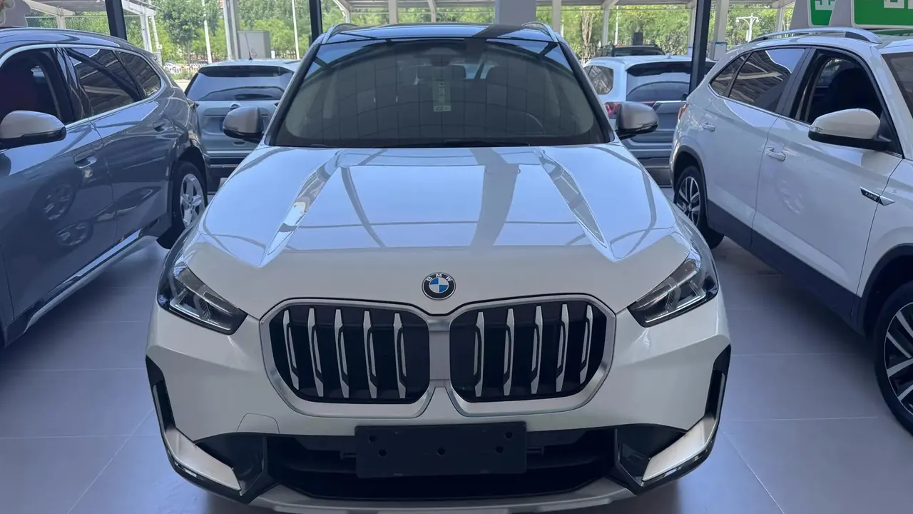 BMW 2023 X1 sDrive20Li 1.5T, Design Package, Automatic Transmission 2
