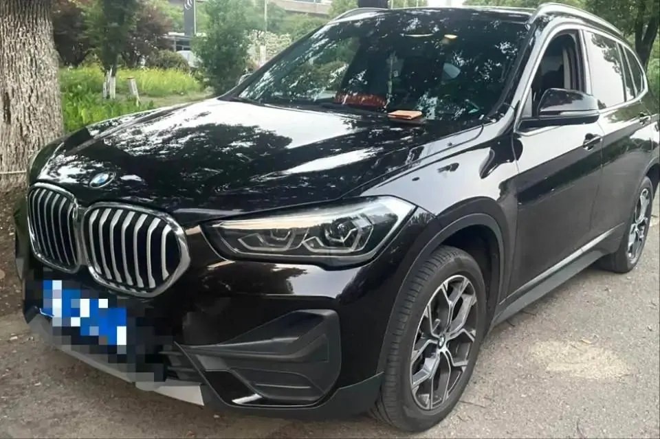 BMW X1 2021 sDrive25Li Leading Model - View 1