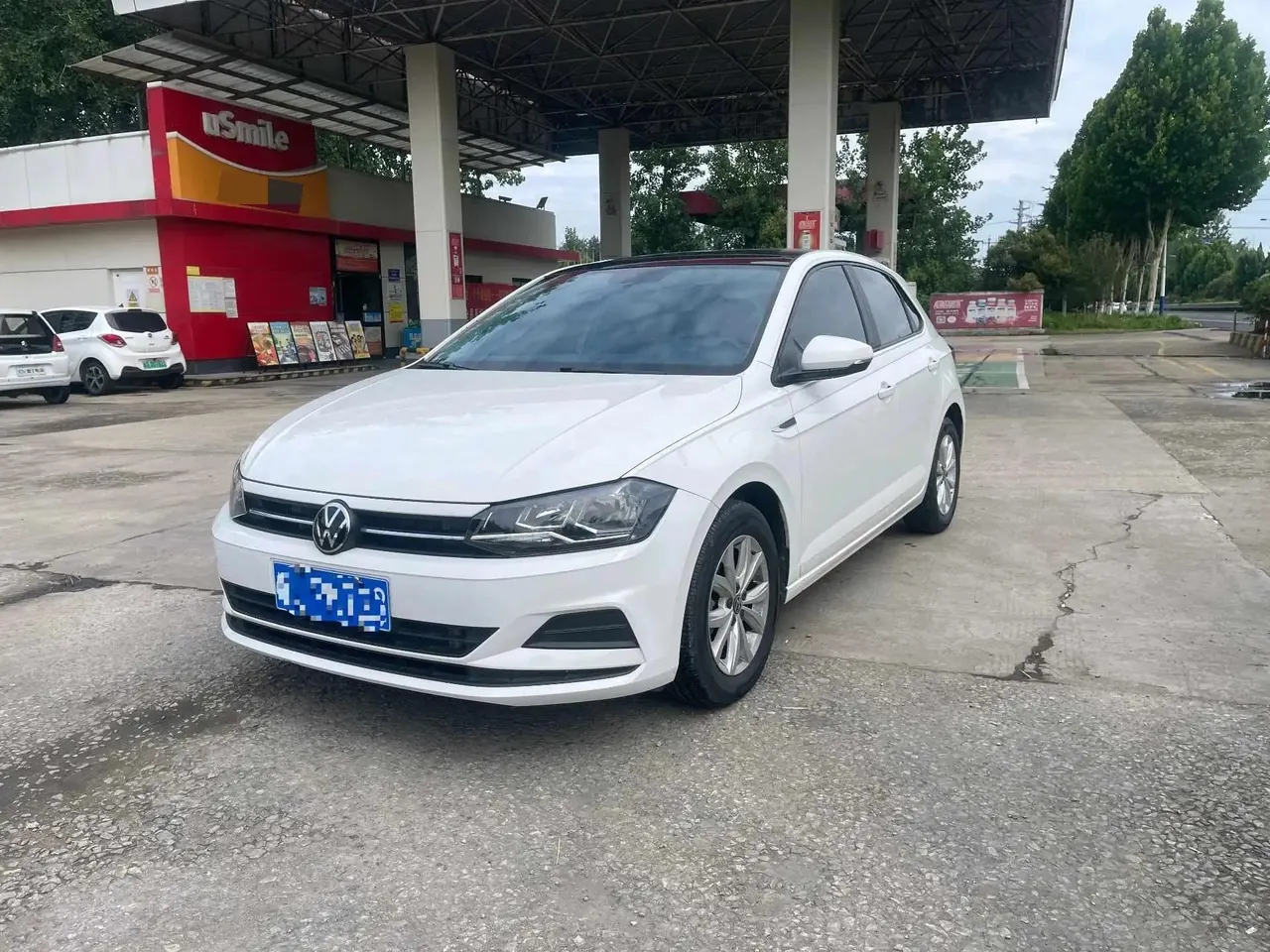 Открыть галерею: 2021 Polo Plus 1.5L Automatic Colorful Technology Edition