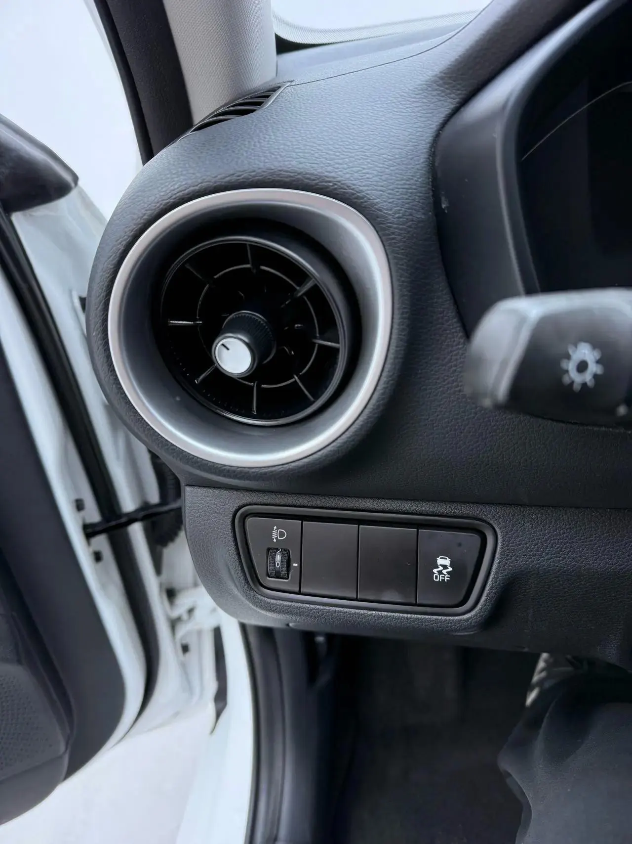 Kia K3 2021 1.5L CVT Fashion Edition 11