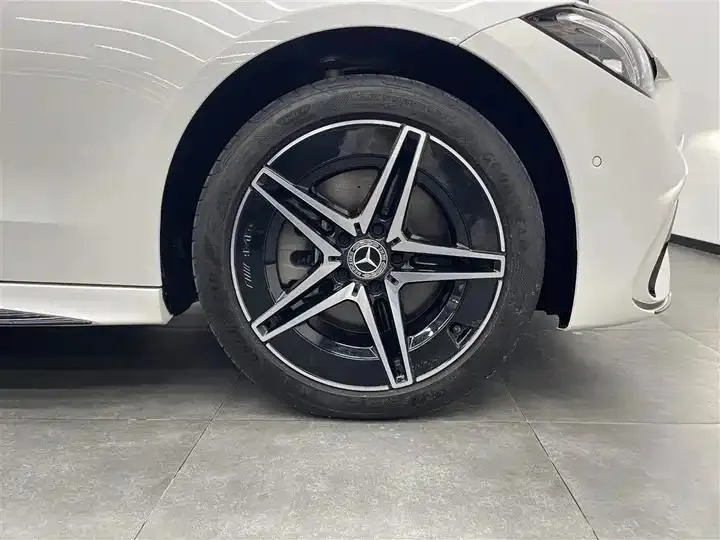 Mercedes Benz Class C 2025 C 260 L Night Sports Edition 20