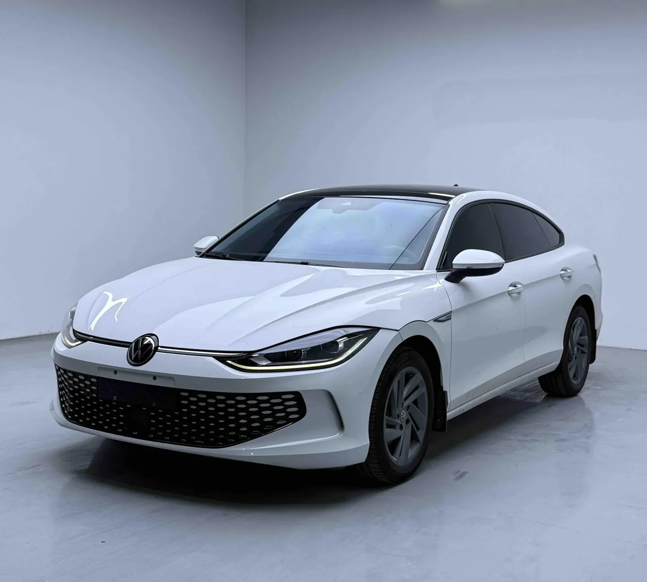 Open image lightbox: Volkswagen 2024 Ling Du L 1.4TSI 280TSI Cool Hot Edition Automatic Gear
