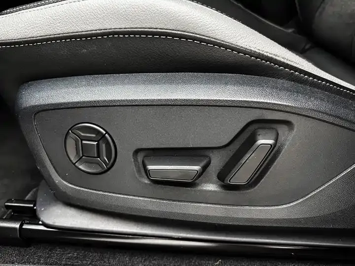 Audi Q3 2021 model 35 TFSI Fashion Dynamic Edition 13