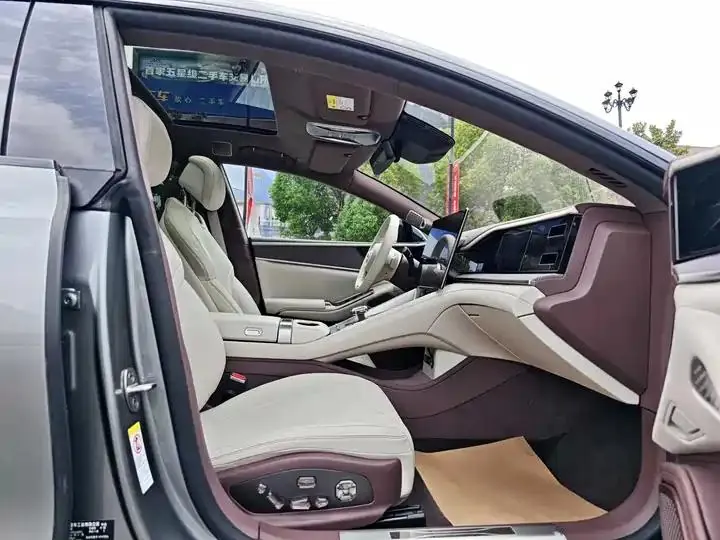 Denza Z9GT 2024 1100 4WD Ultra Edition 14