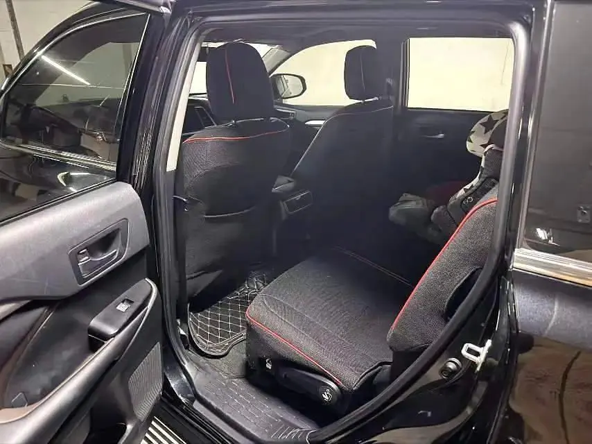 Highlander 2018, 2.0T, Four-Wheel Drive Prestige Edition, 7 Seaters, China V Emission Standard 4