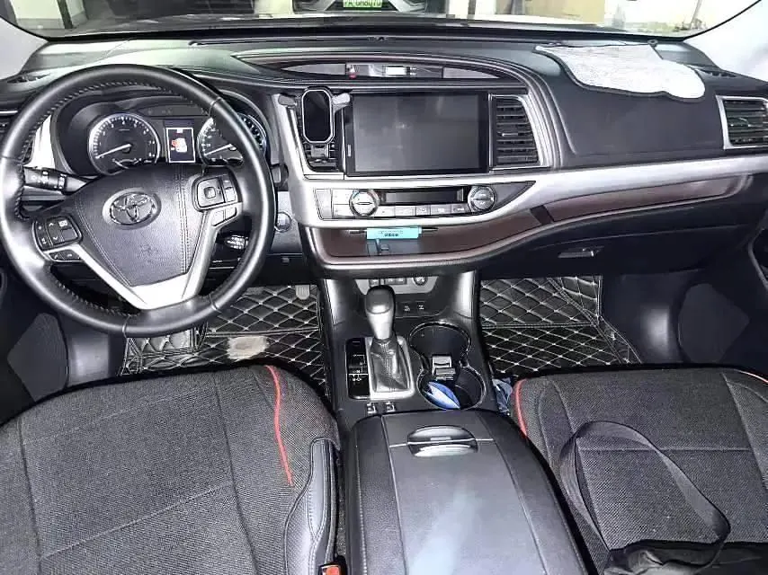 Highlander 2018, 2.0T, Four-Wheel Drive Prestige Edition, 7 Seaters, China V Emission Standard 6
