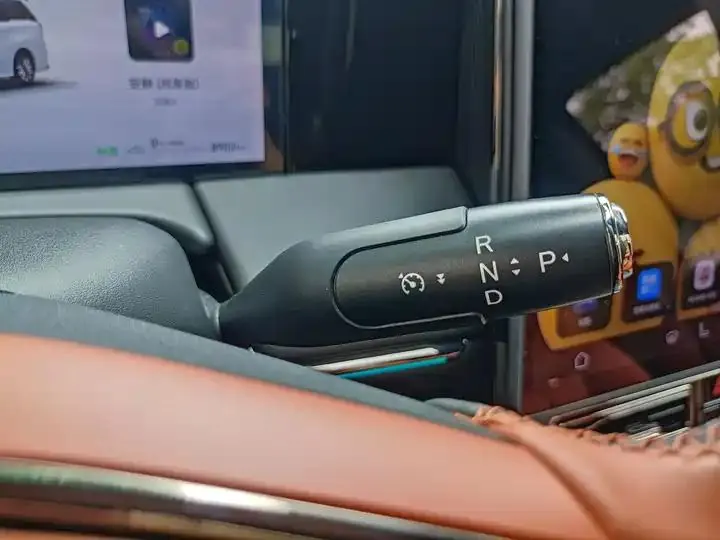 Trumpchi M8 2025 Model, Gan Kun Series Ultra First-Class Cabin 24
