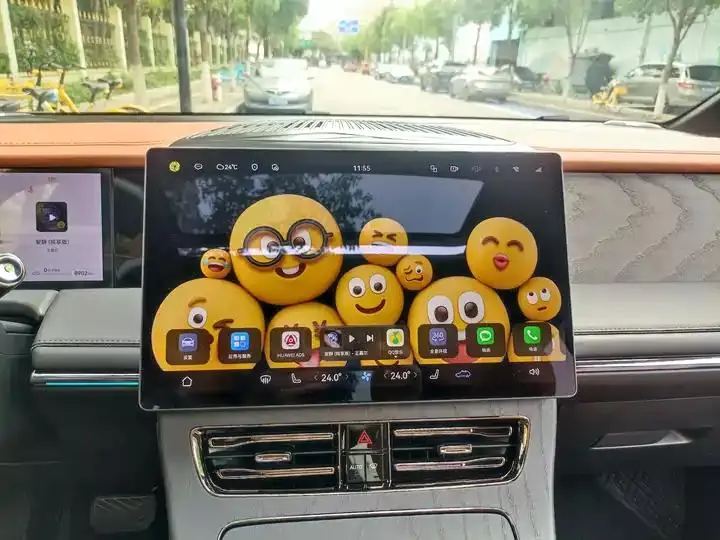 Trumpchi M8 2025 Model, Gan Kun Series Ultra First-Class Cabin 26