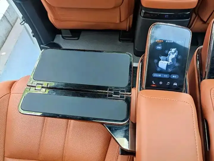 Trumpchi M8 2025 Model, Gan Kun Series Ultra First-Class Cabin 32