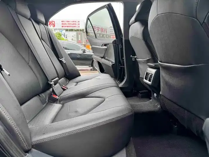 Camry 2021 2.5G Luxury Edition 10