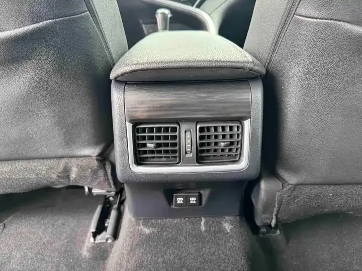 Camry 2021 2.5G Luxury Edition 16
