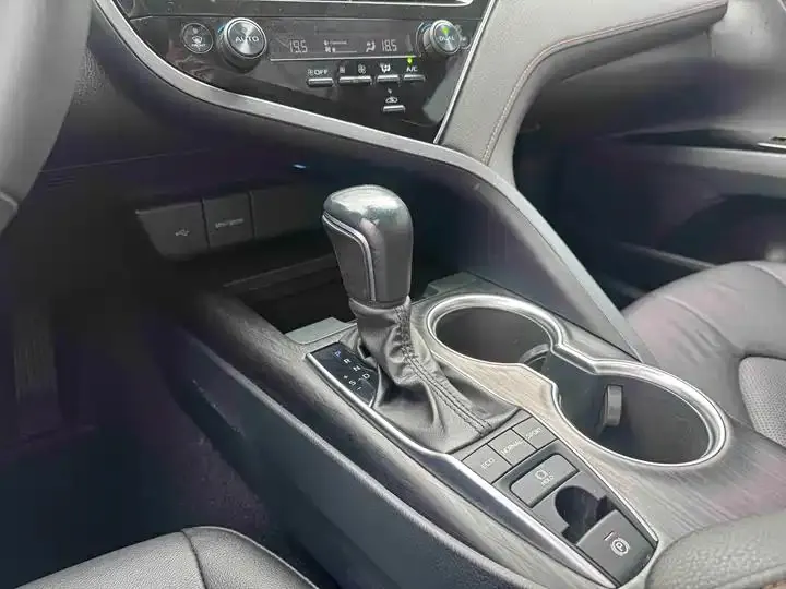 Camry 2021 2.5G Luxury Edition 23