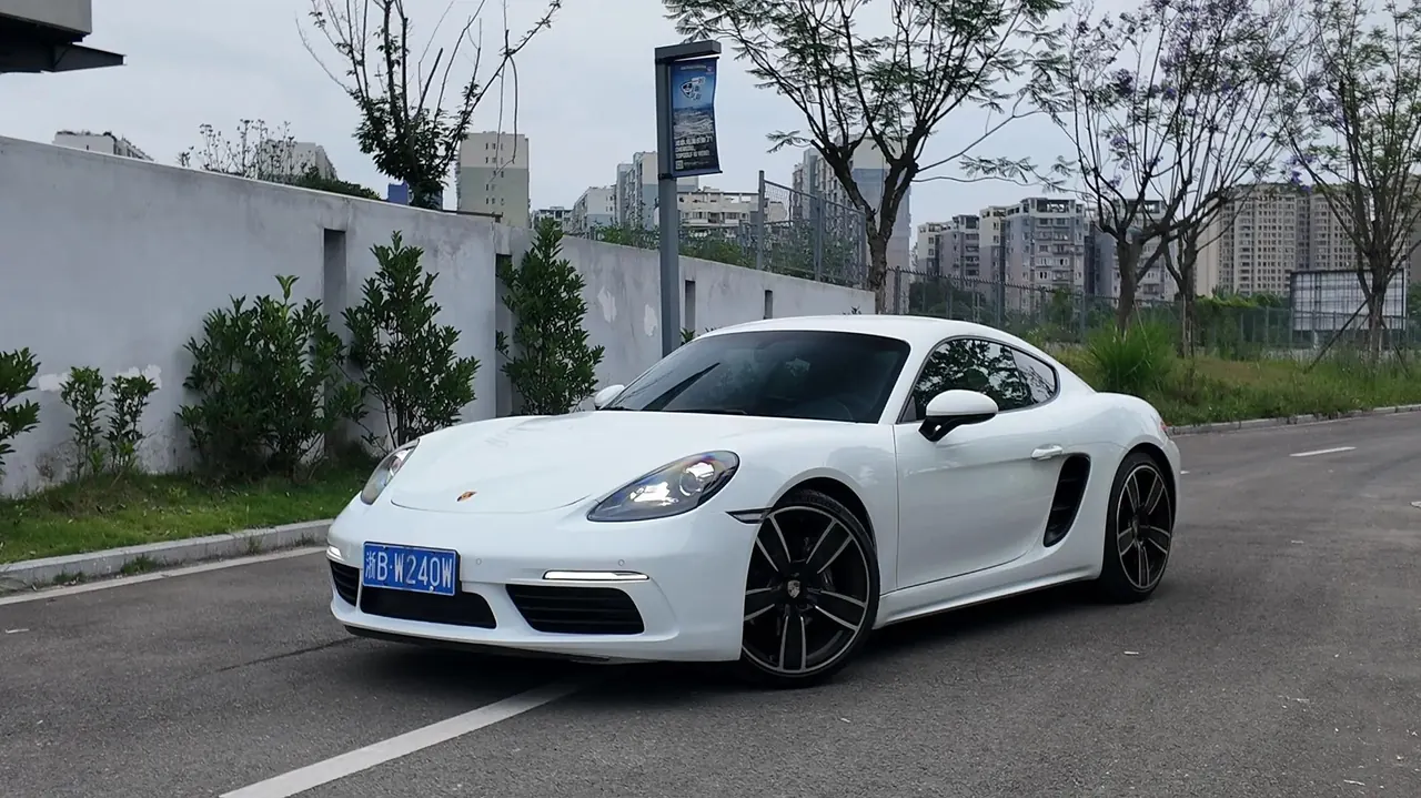 Open image lightbox: Porsche 718 (Imported) 2023 718 Kaman 2.0T Style Edition Automatic