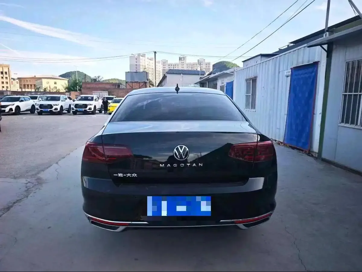 Volkswagen 2025 Magotan 2.0TSI 330TSI 2 million luxury automatic gear 8