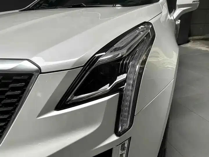 Cadillac XT5 2023 2.0T Two-Drive Fashion Model 2