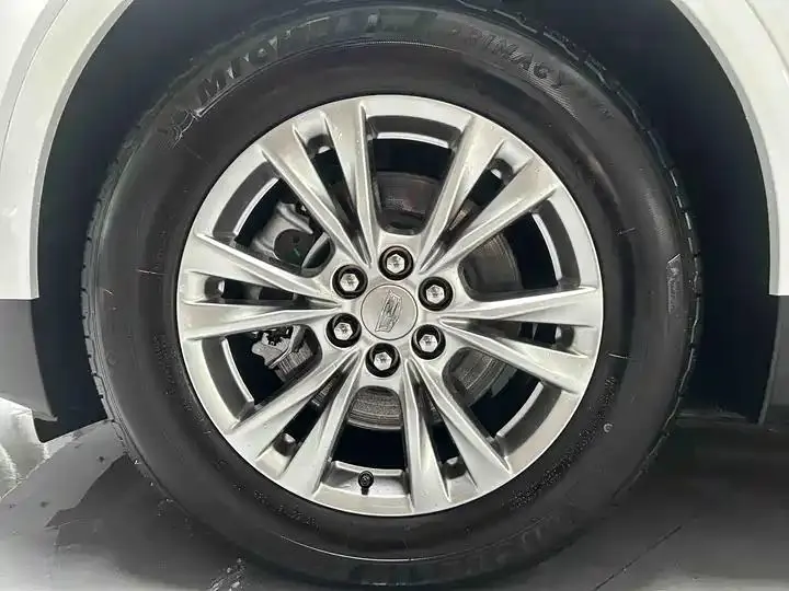 Cadillac XT5 2023 2.0T Two-Drive Fashion Model 5