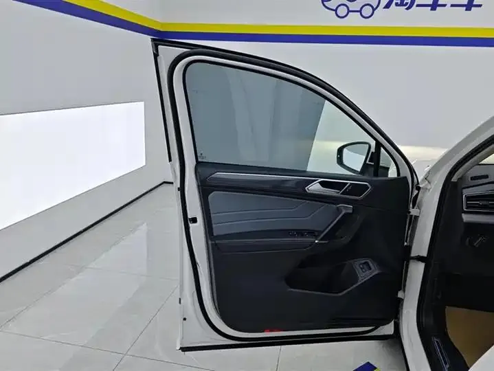Tiguan L New Energy 2022 430PHEV Plug-in Hybrid Flagship Edition 7