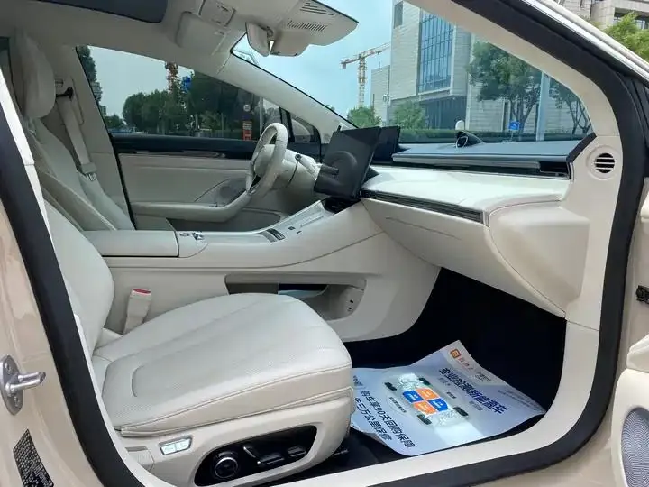 智界 S7 2025 Model 855km Max 13