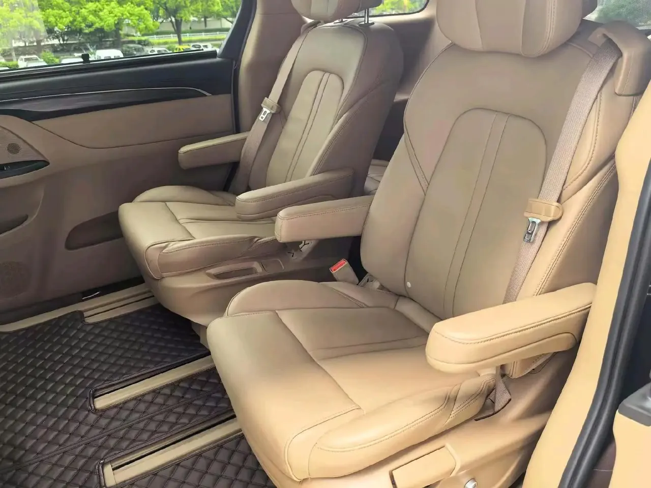 Buick GL8 2022 ES Land Noble 653T Comfort Model 8