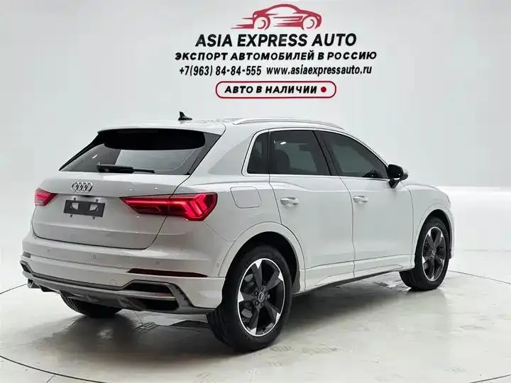 Audi Q3 2023 35 TFSI Fashion Dynamic (1.4T) 4