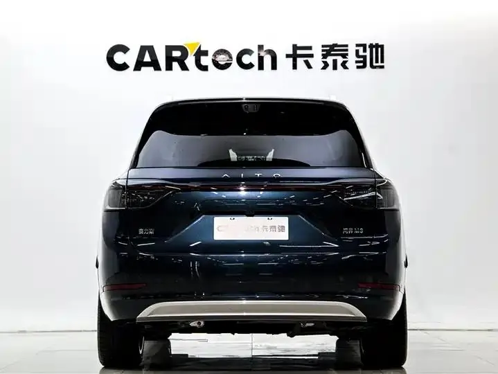 AITO M9 2025 extended-range Ultra 52kWh 6-seat version (192-line laser Radar) 6