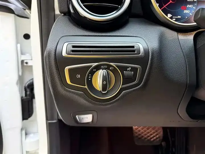 Mercedes Benz Class C 2020 to C 260 L Sports Edition 16
