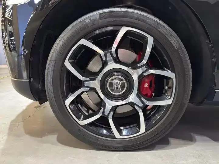 Cullinan 2020 Black Badge 5