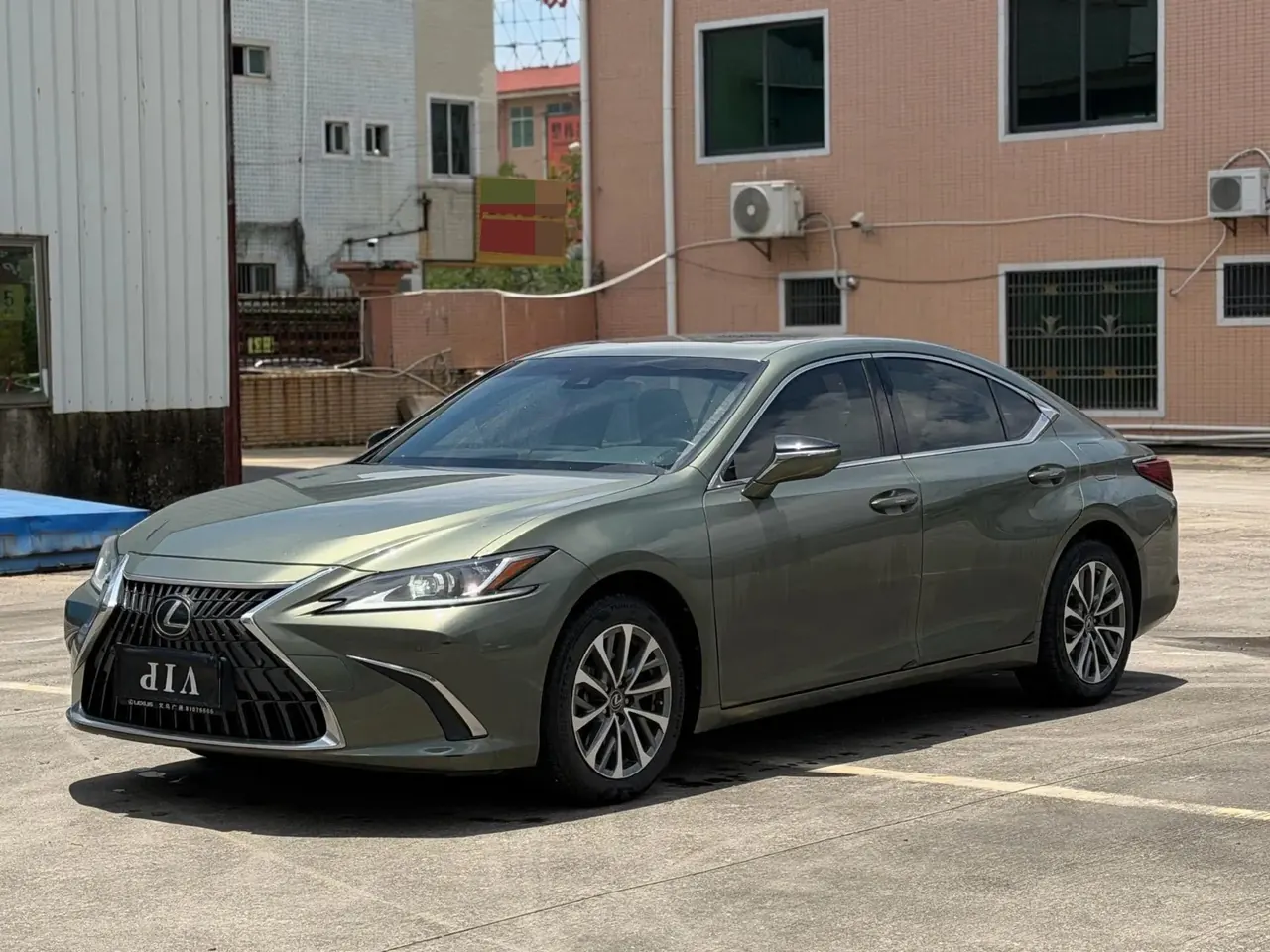 Lexus ES 2022 200 Executive Edition - View 1