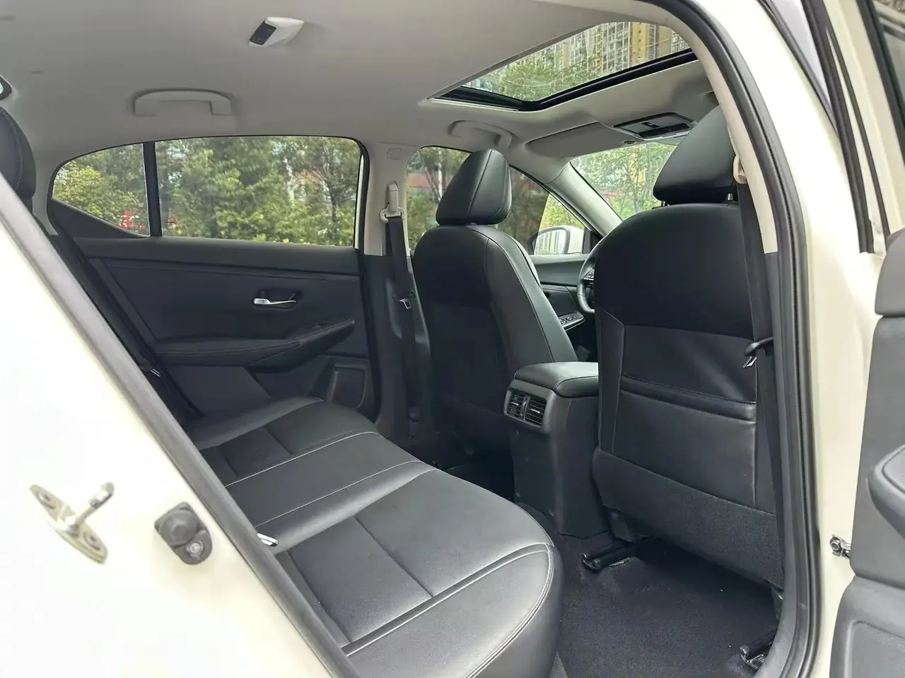 Sylphy 2020 1.6L XL CVT Enjoyment Edition 9