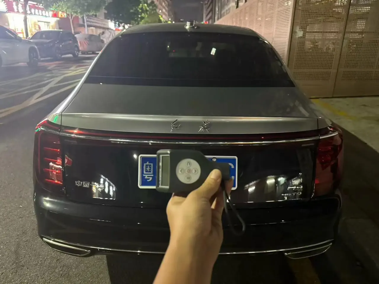 HongQi 2025 H9 48V 2.0T Two-Drive Flag Enjoy Deluxe Business Edition 5-seat Automatic Gear 3
