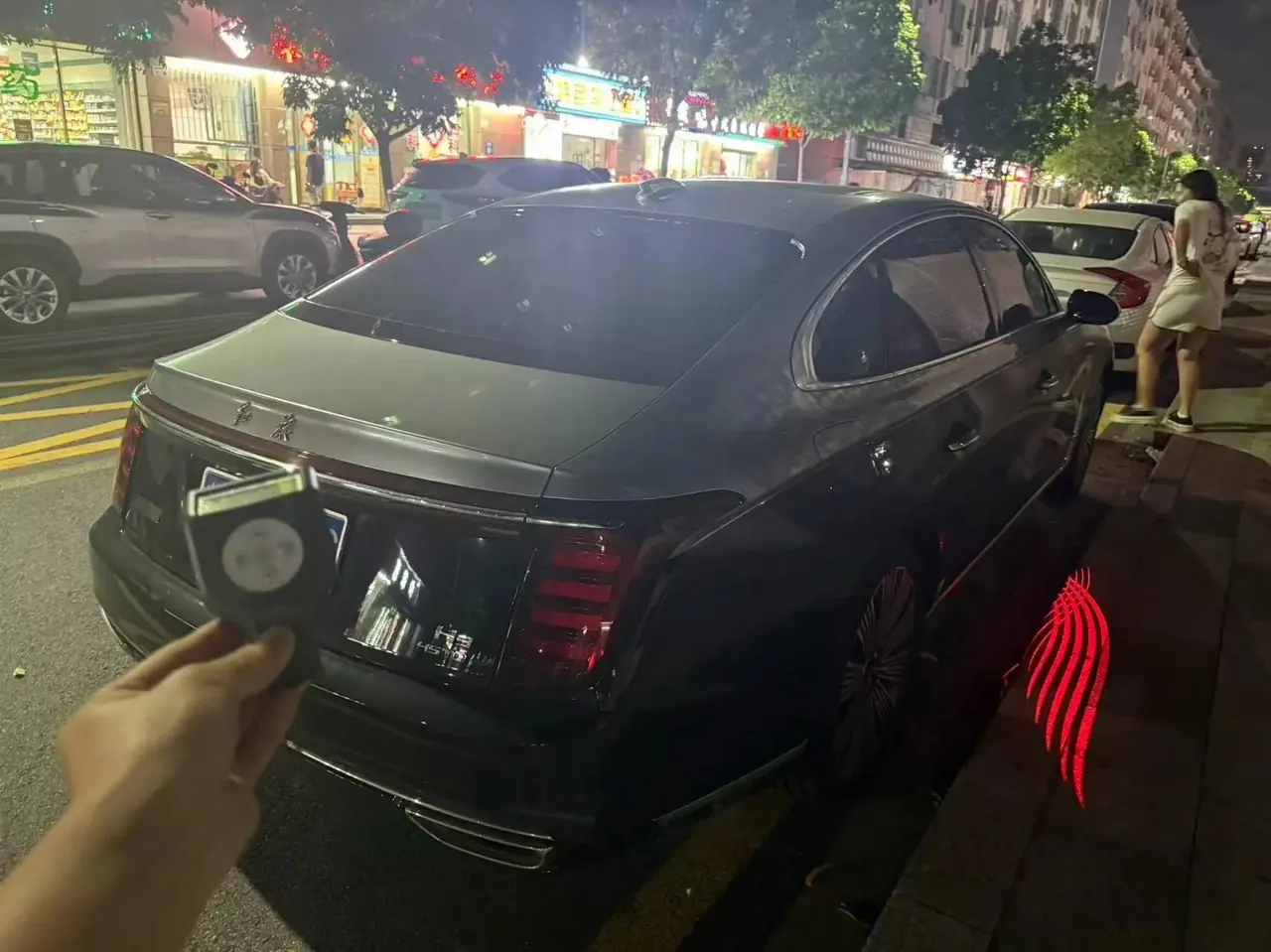 HongQi 2025 H9 48V 2.0T Two-Drive Flag Enjoy Deluxe Business Edition 5-seat Automatic Gear 8