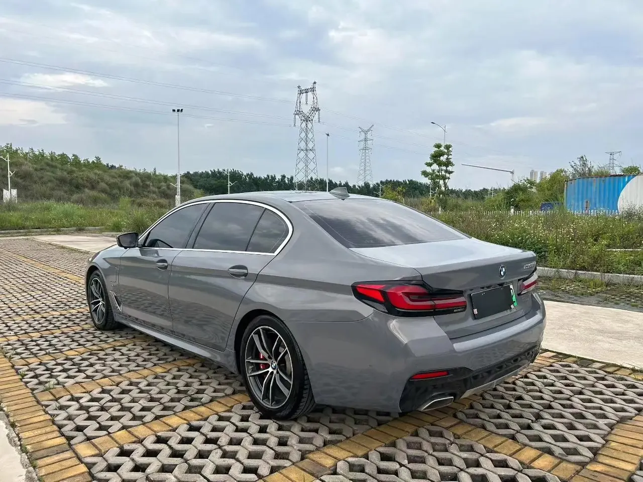 BMW 5 series new energy 2021 535Le M sports suit 4