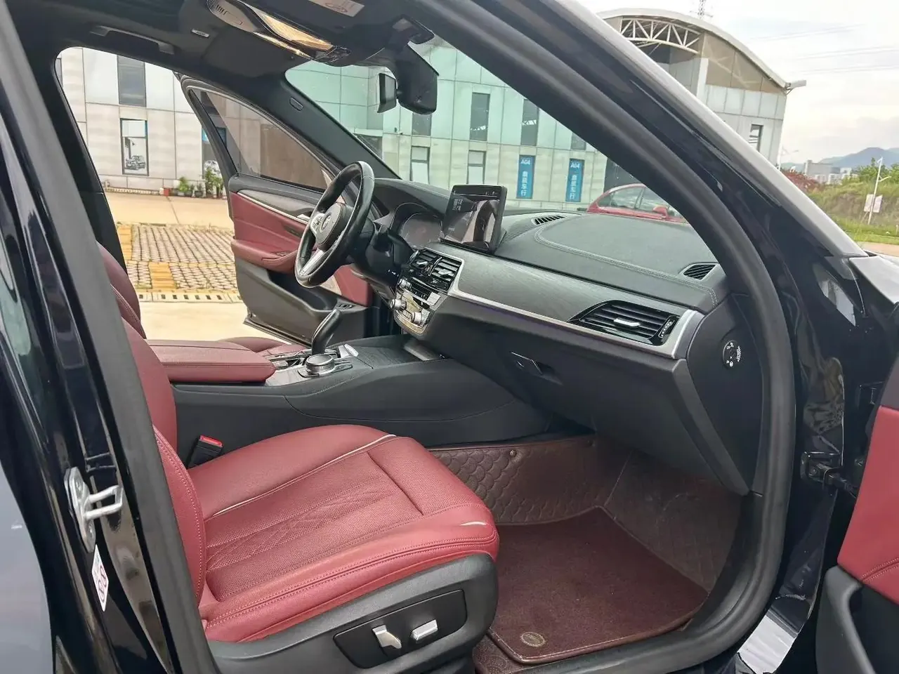 BMW 5 series new energy 2021 535Le M sports suit 7