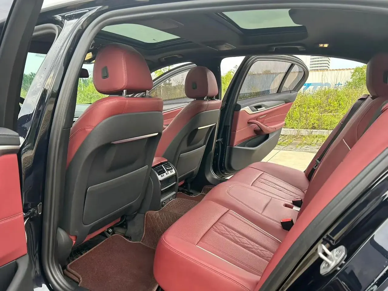 BMW 5 series new energy 2021 535Le M sports suit 8